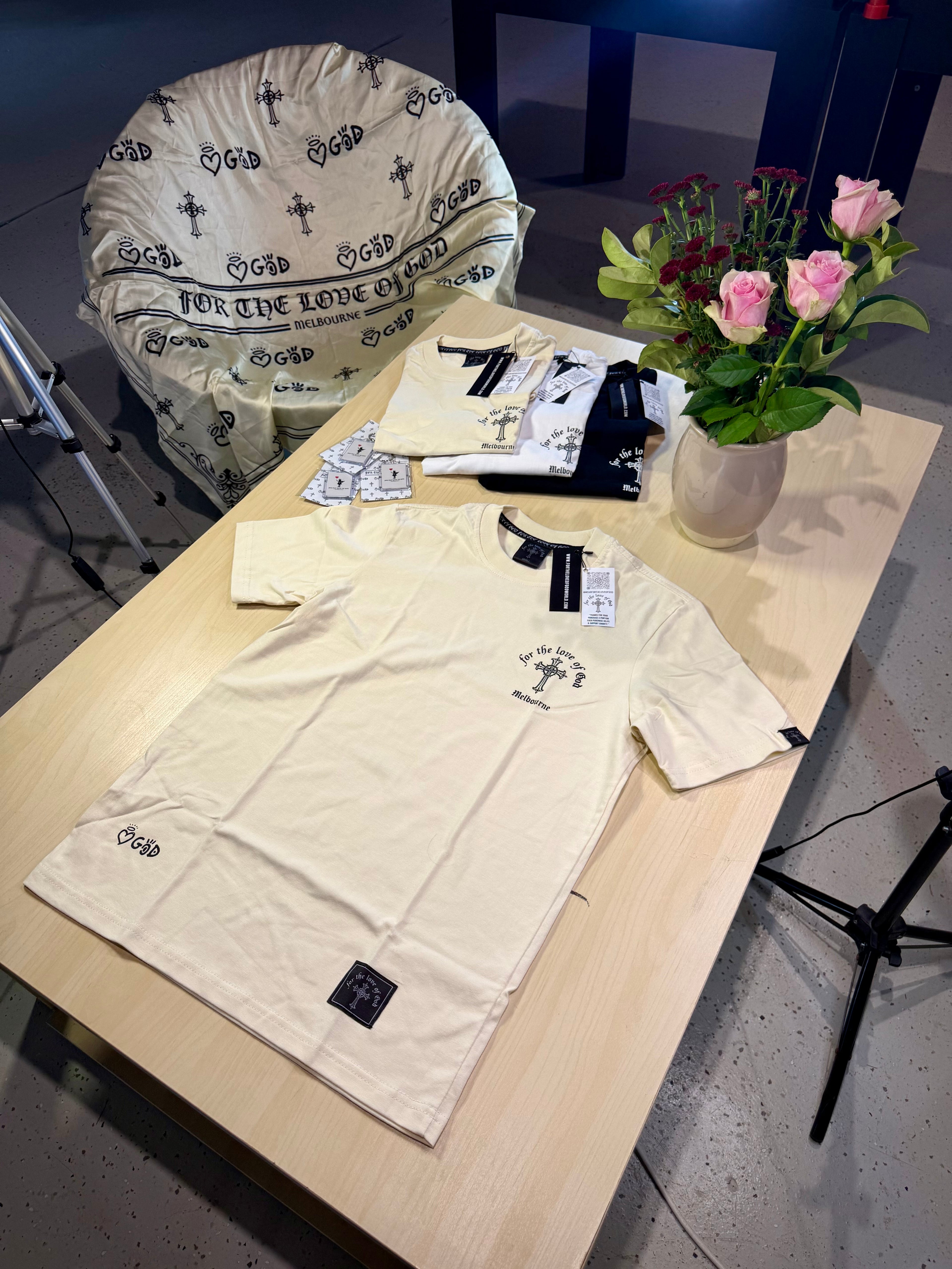 For the love of God og logo heavyweight tee beige